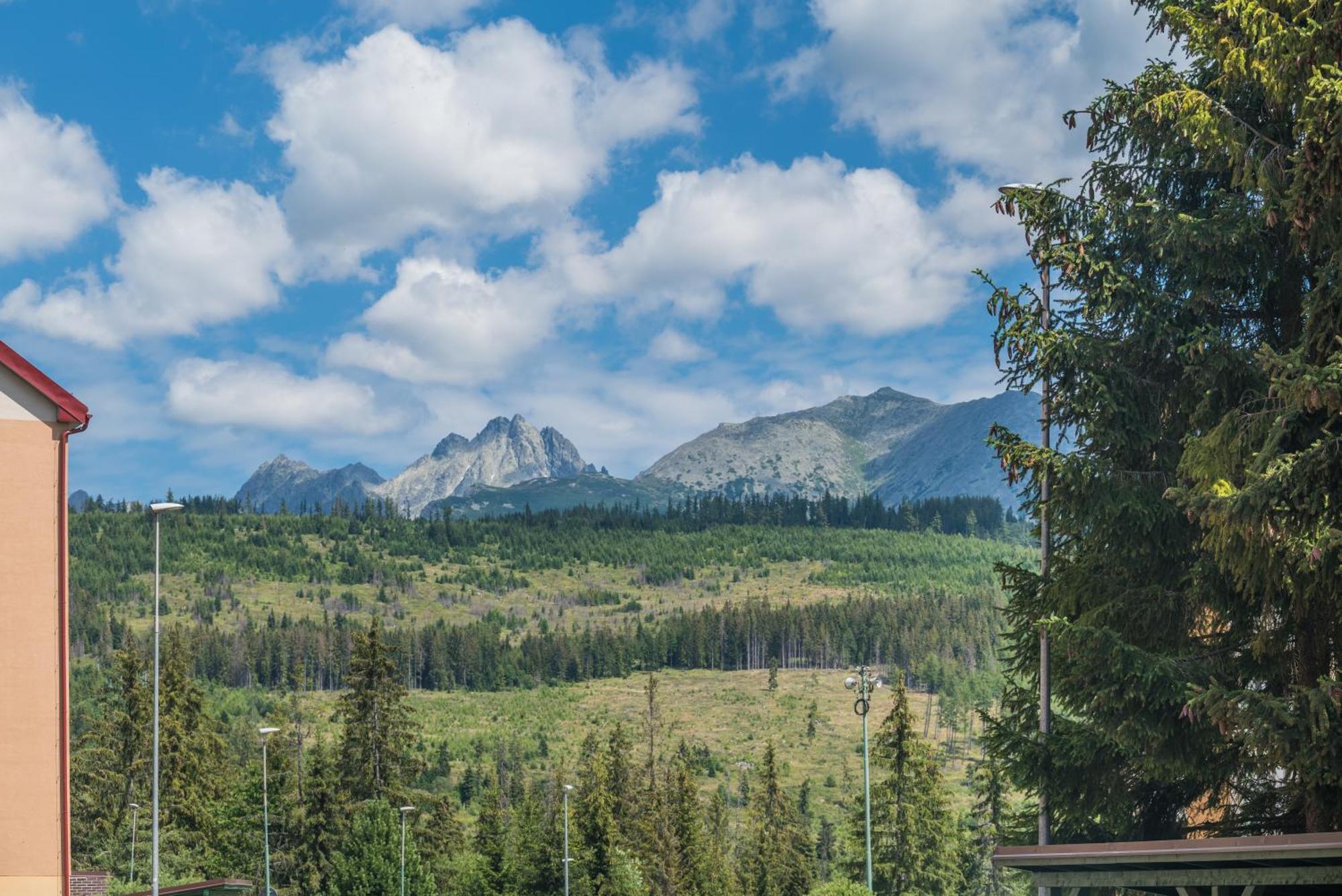 Sherpa'S Hostel High Tatras Štrbské Pleso Eksteriør billede